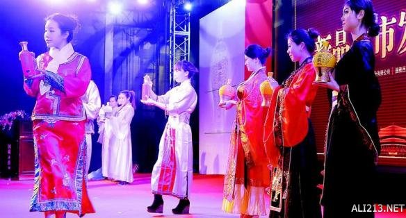 《守望先锋》小美服装中的中国文化剖析